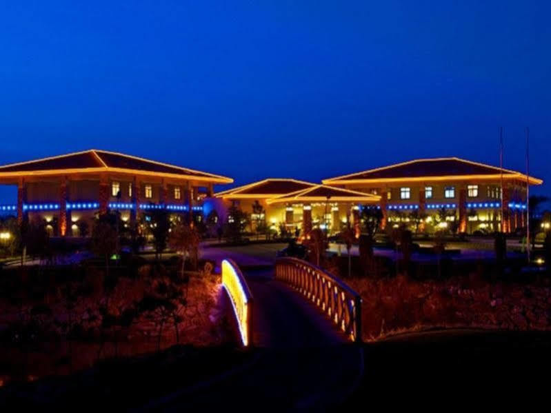 Qingdao Golden Mountain Resort Hotel ภายนอก รูปภาพ